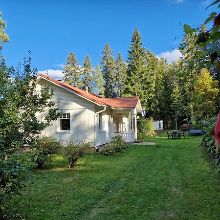 Karhurinne Villa