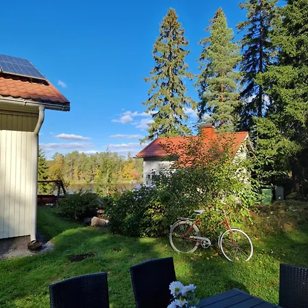 Karhurinne * Lempäälä