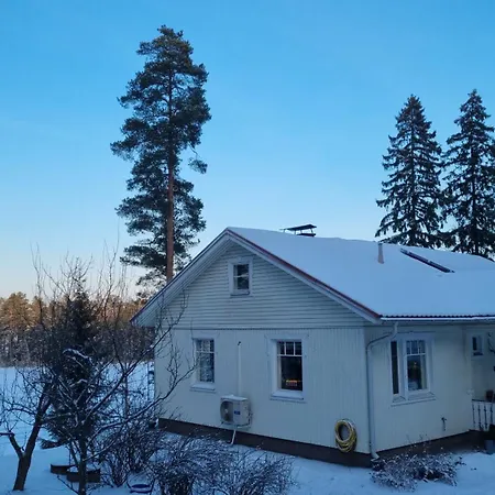 Karhurinne Villa