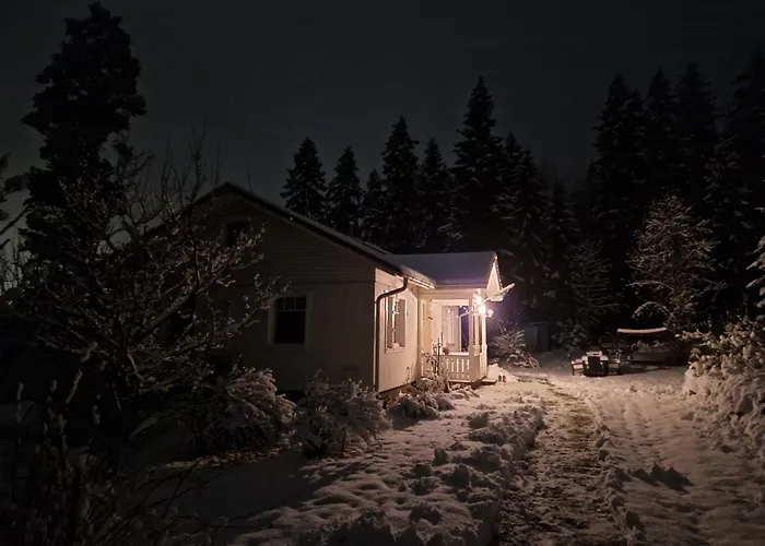 Karhurinne * Lempäälä